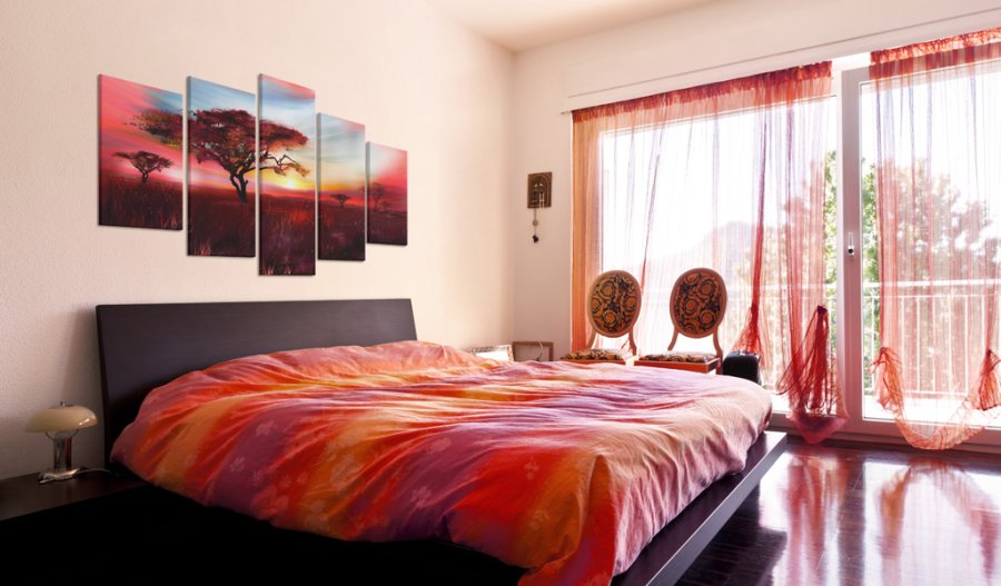 ARTGEIST Wild savannah - Den afrikanske savanne i rdt skr trykt p lrred - Flere strrelser