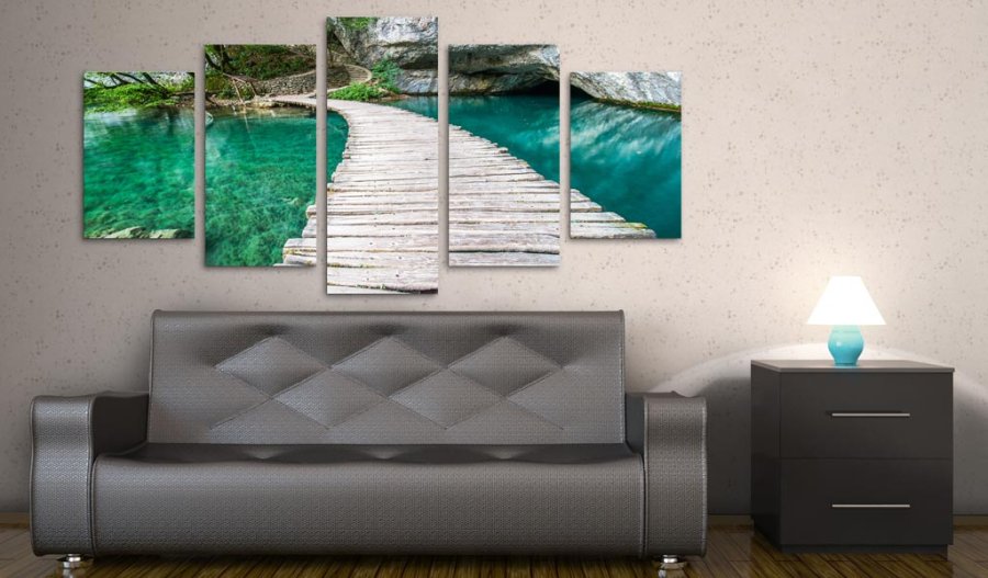 ARTGEIST Turquoise lake - Billede af sti over klar s trykt p lrred - Flere strrelser