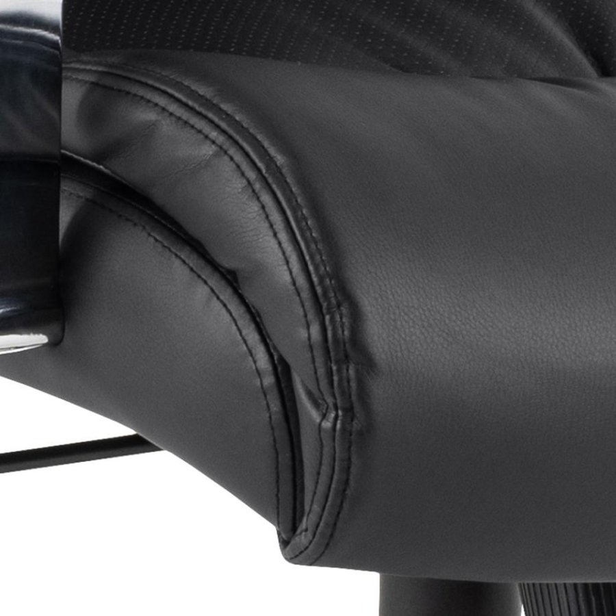 ACT NORDIC Benson skrivebordsstol, m. armln, hjul, dreje- og vippefunktion - sort PU og krom stl