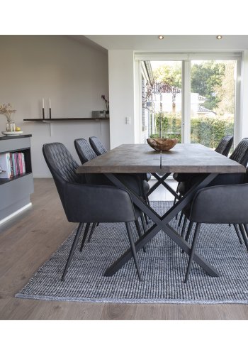 HOUSE NORDIC Harbo spisebordsstol - sort kunstlder og sorte metalben, m. armln