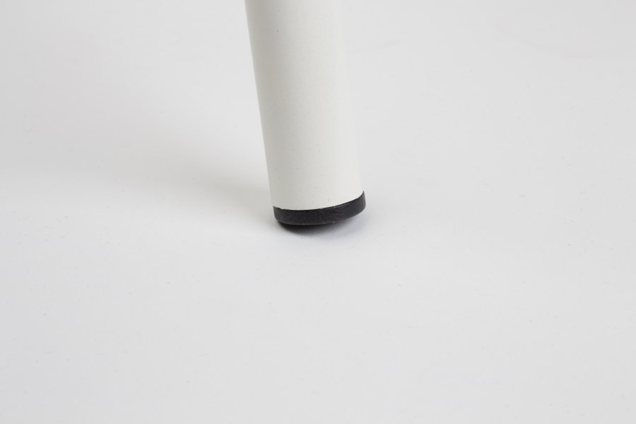 ZUIVER Back To School spisebordsstol, stabelbar - hvid HPL og hvid stl