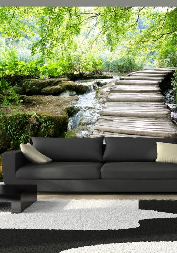 ARTGEIST Natur fototapet med motiv af skovsti og vandlb i grnt naturomrde (flere strrelser)