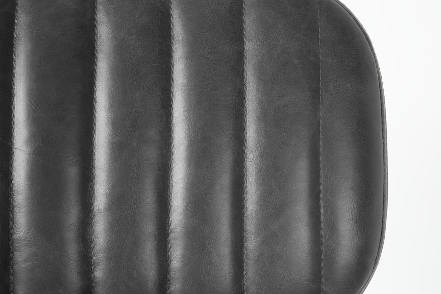 WHITE LABEL LIVING Jake Worn spisebordsstol - sort kunstlder og egetr