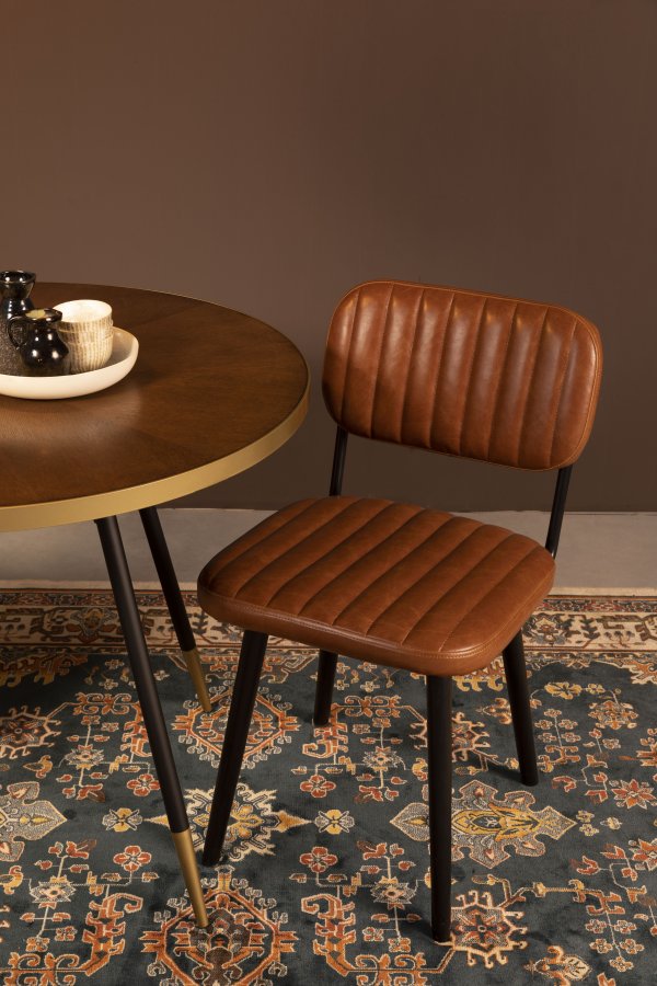 WHITE LABEL LIVING Jake Worn spisebordsstol - brun kunstlder og egetr