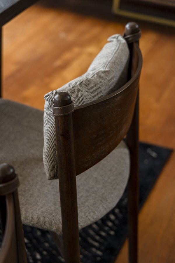 DUTCHBONE Torrance spisebordsstol - brun polyester stof og brun tr