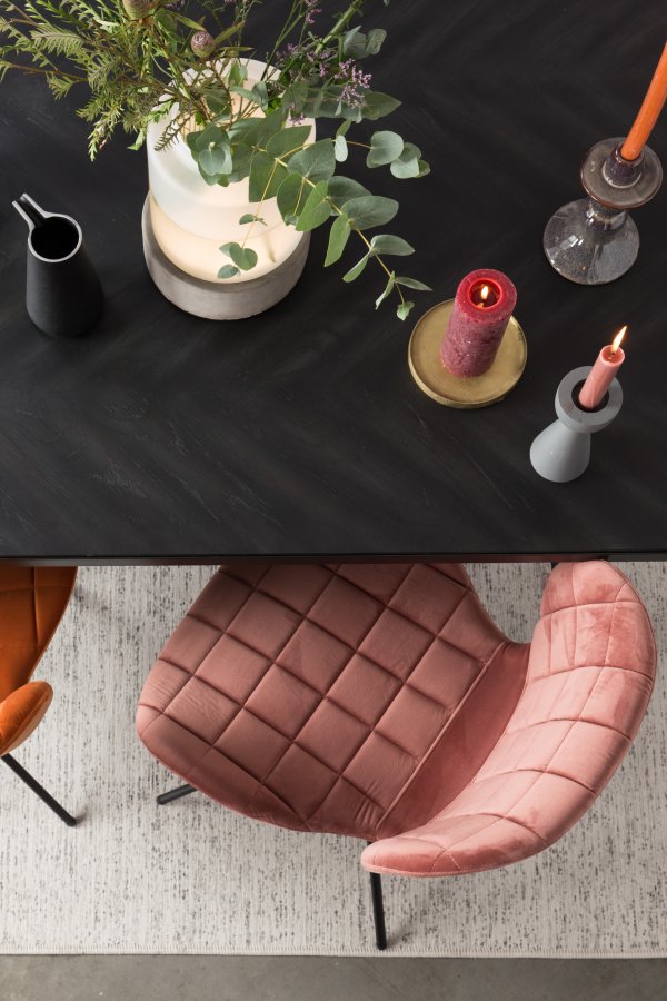 ZUIVER OMG spisebordsstol - lyserd fljl og sort jern