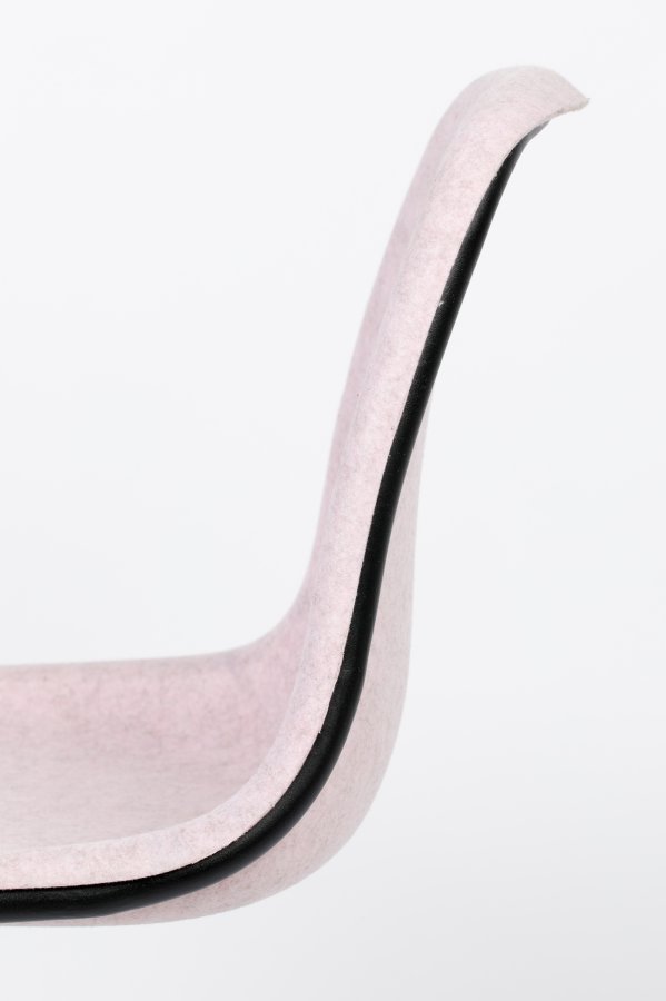 ZUIVER Thirsty spisebordsstol, stabelbar - lyserd polyethylen og sort stl