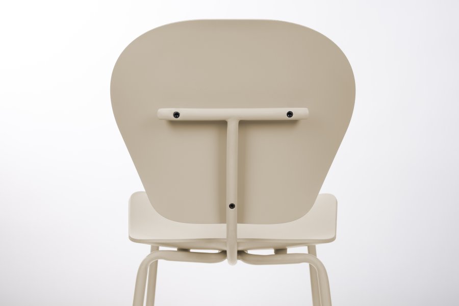 ZUIVER Ocean Rice spisebordsstol - beige genbrugt plast fra havet og beige metal