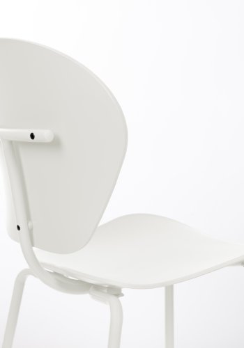 ZUIVER Ocean kokosmlk spisebordsstol - hvid genbrugt plast fra havet og hvid metal