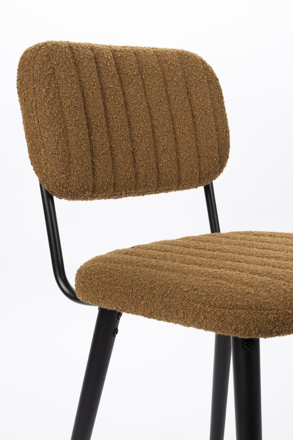 WHITE LABEL LIVING Jake spisebordsstol - okker bouclé og egetr