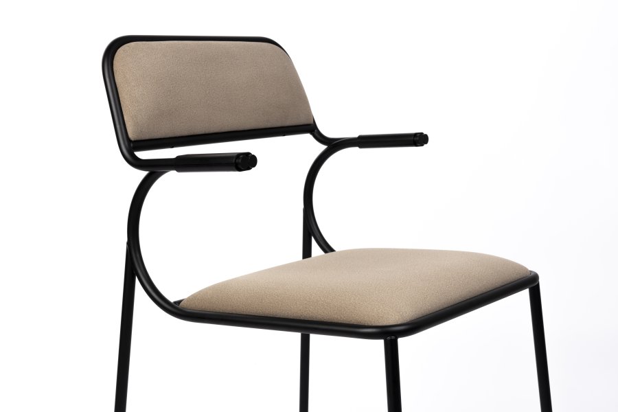 ZUIVER Alba lnestol, m. armln - beige fljl og sort metal