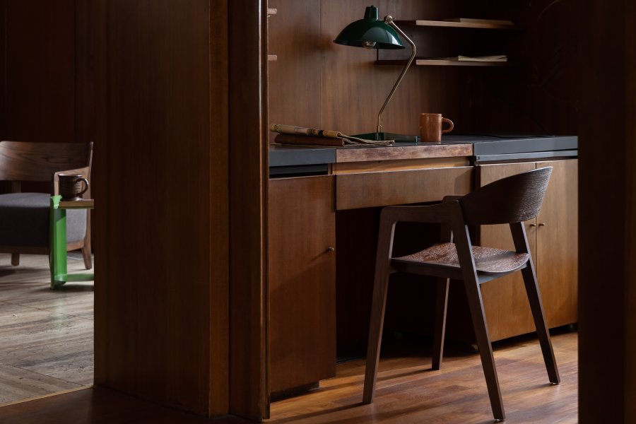 DUTCHBONE Westlake spisebordsstol, m. armln - valnddefarvet tr og egetr