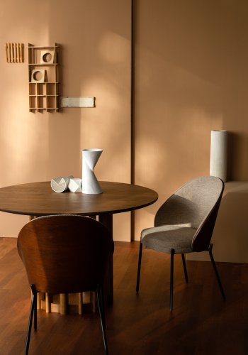 DUTCHBONE Rodin spisebordsstol - gr polyester, asketrfinér og sort metal