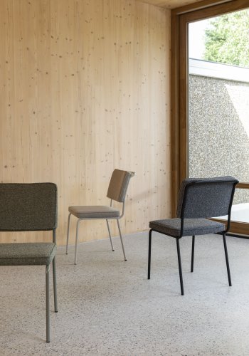 ZUIVER Buddy spisebordsstol - beige bouclé stof og beige metal