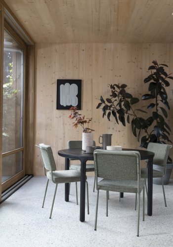 ZUIVER Buddy spisebordsstol - olivengrn bouclé stof og olivengrn metal