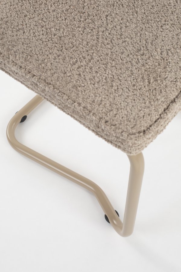 ZUIVER Ridge spisebordsstol - Kink Soft beige stof og rrstel