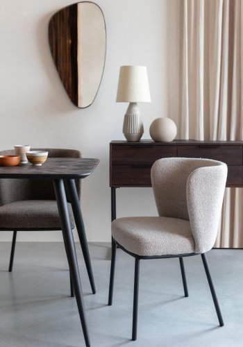 WHITE LABEL LIVING Guus spisebordsstol - brun bouclé polyester og sort metal