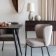 WHITE LABEL LIVING Guus spisebordsstol - brun bouclé polyester og sort metal
