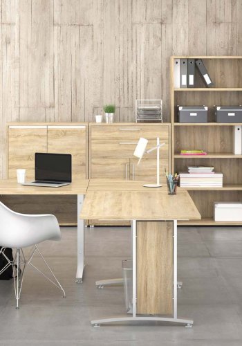 TVILUM Prima vitrineskab - egestruktur tr m. 2 glaslger