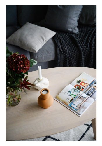 ROWICO oval Yumi sofabord - hvidvasket egetrsfiner og eg (130x65)