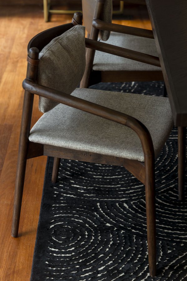 DUTCHBONE Torrance spisebordsstol, m. armln - brun polyester og brun tr