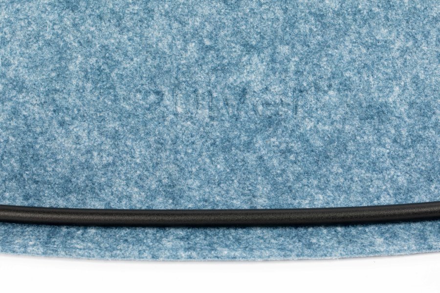 ZUIVER Thirsty spisebordsstol, m. armln, stabelbar - blended bl genbrugt PET og sort stl