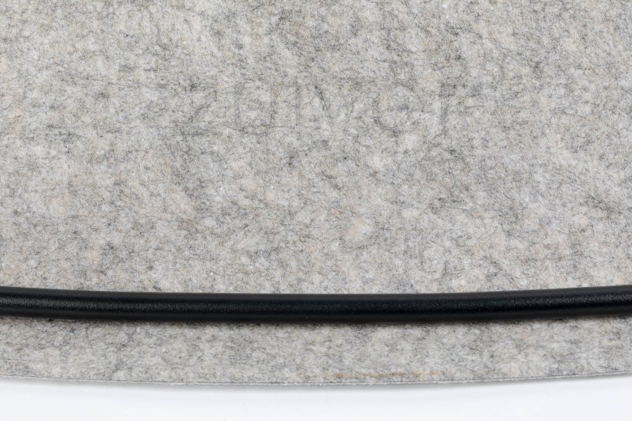 ZUIVER Thirsty spisebordsstol, m. armln, stabelbar - ash gr genbrugt PET og sort stl