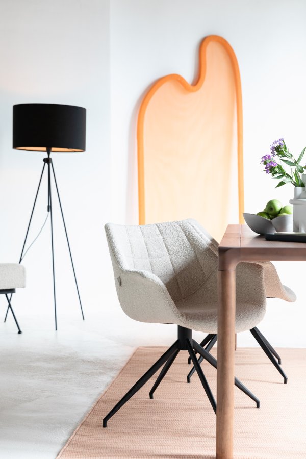 ZUIVER Doulton Swivel drejestol, m. armln - natur polyakryl/polyester og sort stl