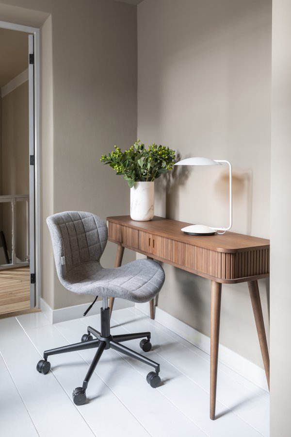 ZUIVER OMG kontorstol, hjdejusterbar, m. hjul - gr polyester og sort metal