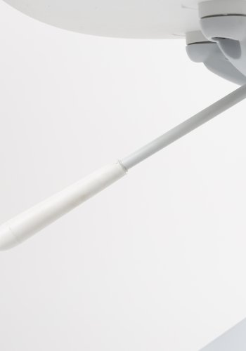 ZUIVER Albert Kuip kontorstol, m. armln og hjul - hvid polyester og hvid aluminium