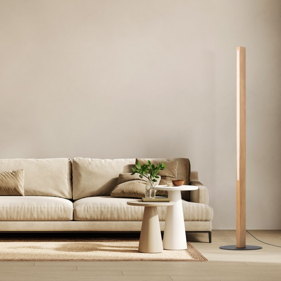 TK Teo LED gulvlampe - natur tr og sort metal