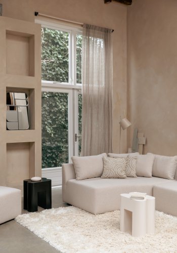 ZUIVER Shape skammel, kvadratisk - beige jern (40x40)