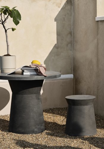 BROSTE COPENHAGEN Fiber udendrs skammel, rund - charcoal fibercement (40)
