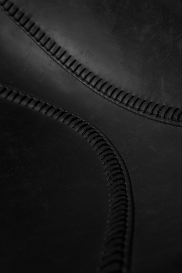 DUTCHBONE Franky barstol, m. rygln og fodsttte - sort PU og sort stl (80cm)