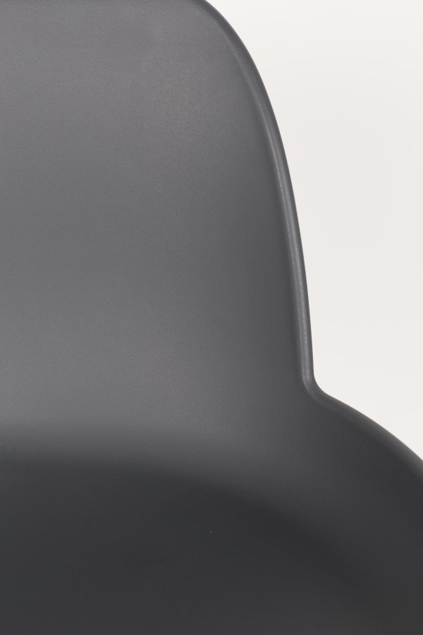 ZUIVER Albert Kuip barstol, m. rygln og fodsttte - mrkegr polypropylen/natur ask (65cm)