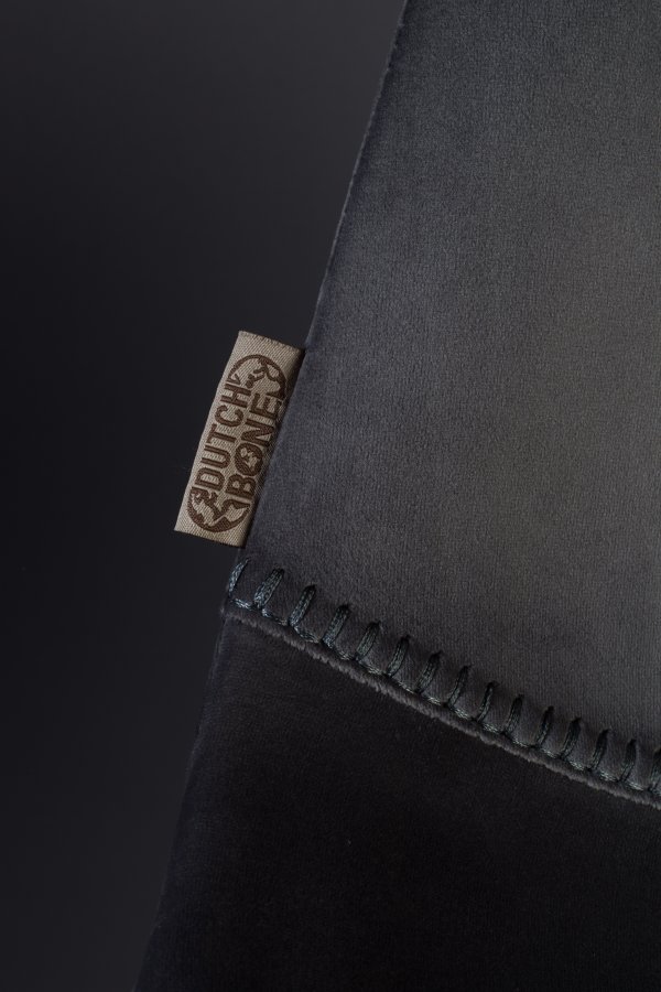 DUTCHBONE Franky barstol, m. rygln og fodsttte - gr fljl stof og sort stl (65cm)