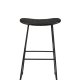 WHITE LABEL LIVING Tangle counterstol, m. fodsttte - sort teaktr og stl