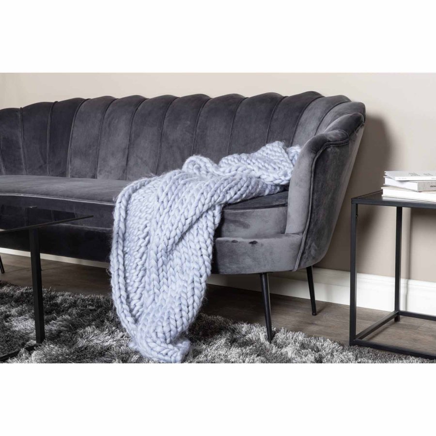 VENTURE DESIGN Calais 3 personers sofa - mrkegr velour og sort metal