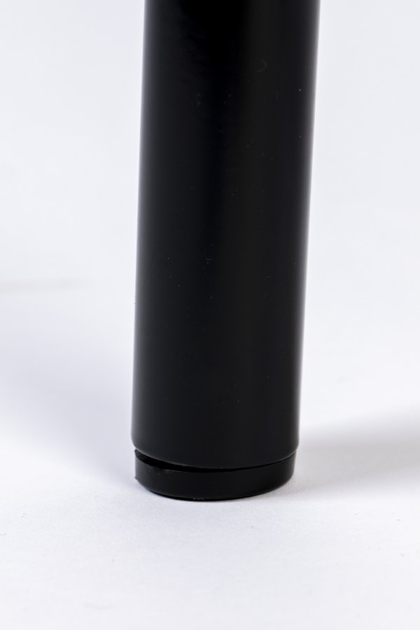 ZUIVER Spike barstol, m. rygln og fodsttte - natur rattan, lyserd polyester og sort stl (64,5cm)