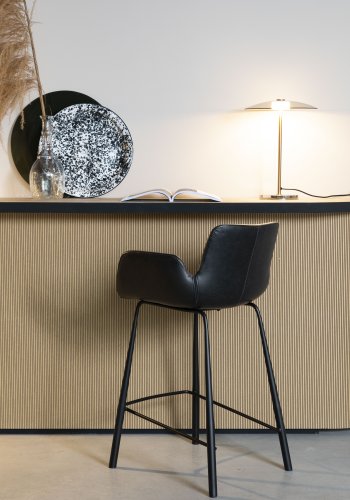 ZUIVER Brit LL barstol, m. rygln, armln og fodsttte - sort PU og sort stl