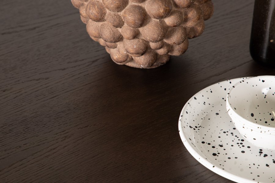 VENTURE DESIGN Stone spisebord, rund - mokka finér og sort stl (120)