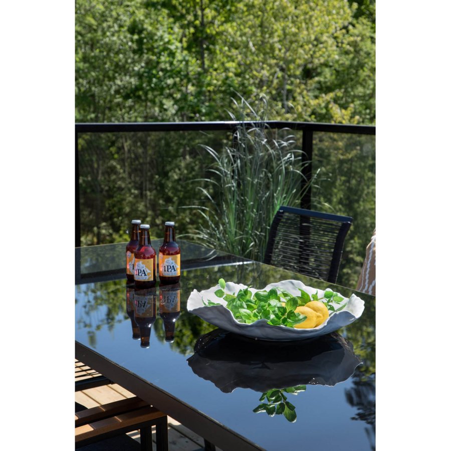 VENTURE DESIGN Dallas Dining Table