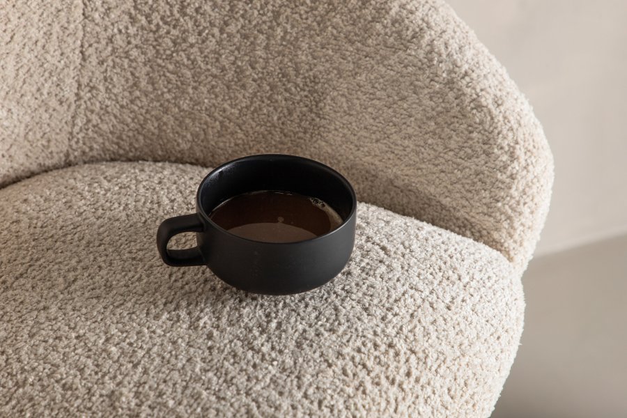 VENTURE DESIGN Velvet barstol, m. rygln og fodsttte - hvid bamsestof og sort stl