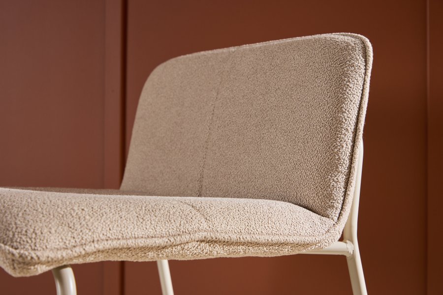 VENTURE DESIGN Bisbee barstol, m. rygln og fodsttte - beige bouclé stof og stl