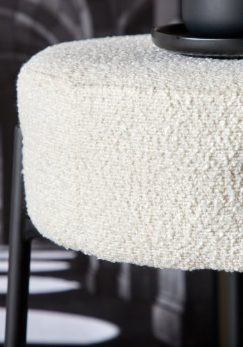 VENTURE DESIGN Tucson barstol, m. fodsttte - hvid bouclé stof og sort stl