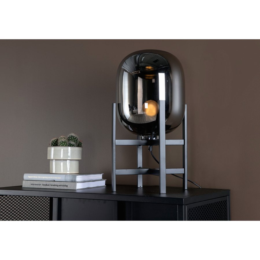 VENTURE DESIGN Altair bordlampe - sort metal og mrkt rav glas ( 26)