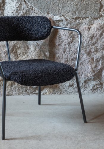 VENTURE DESIGN Duffy lnestol - sort bamsestof polyester og sort stl