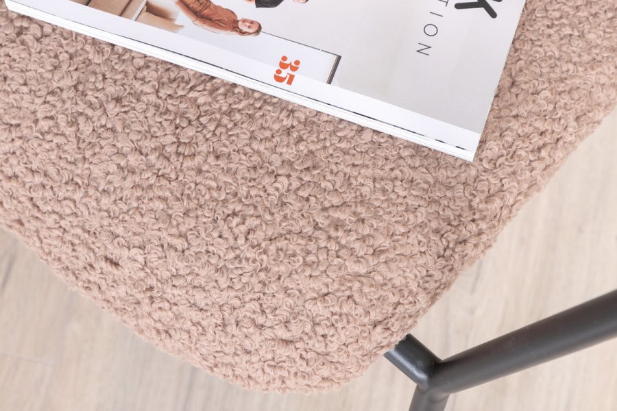 VENTURE DESIGN Duffy lnestol - brun bamsestof polyester og sort stl