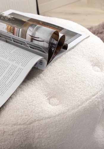 VENTURE DESIGN Benjamin puf, rund - hvid bamsestof (55)