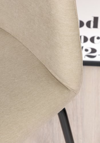 VENTURE DESIGN Berit spisebordsstol, m. armln - beige polyesterhr og sort stl